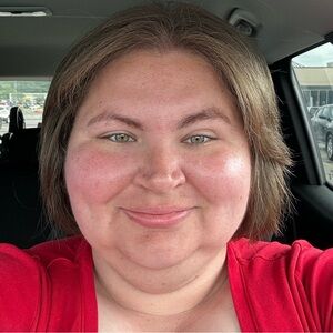 Meet your Posher, Nina